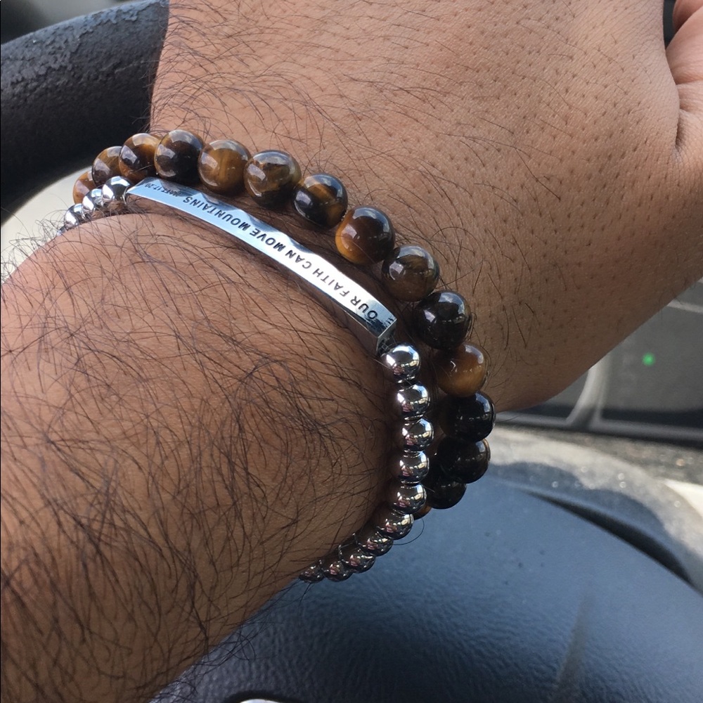 Bracelets natural stones